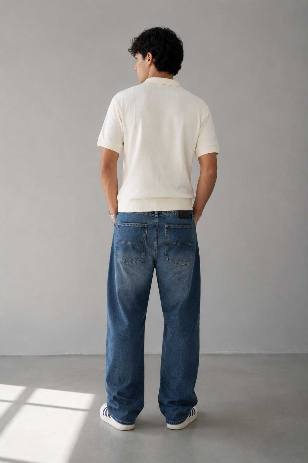 Skater – Mid-Waist Vintage Blue Jeans