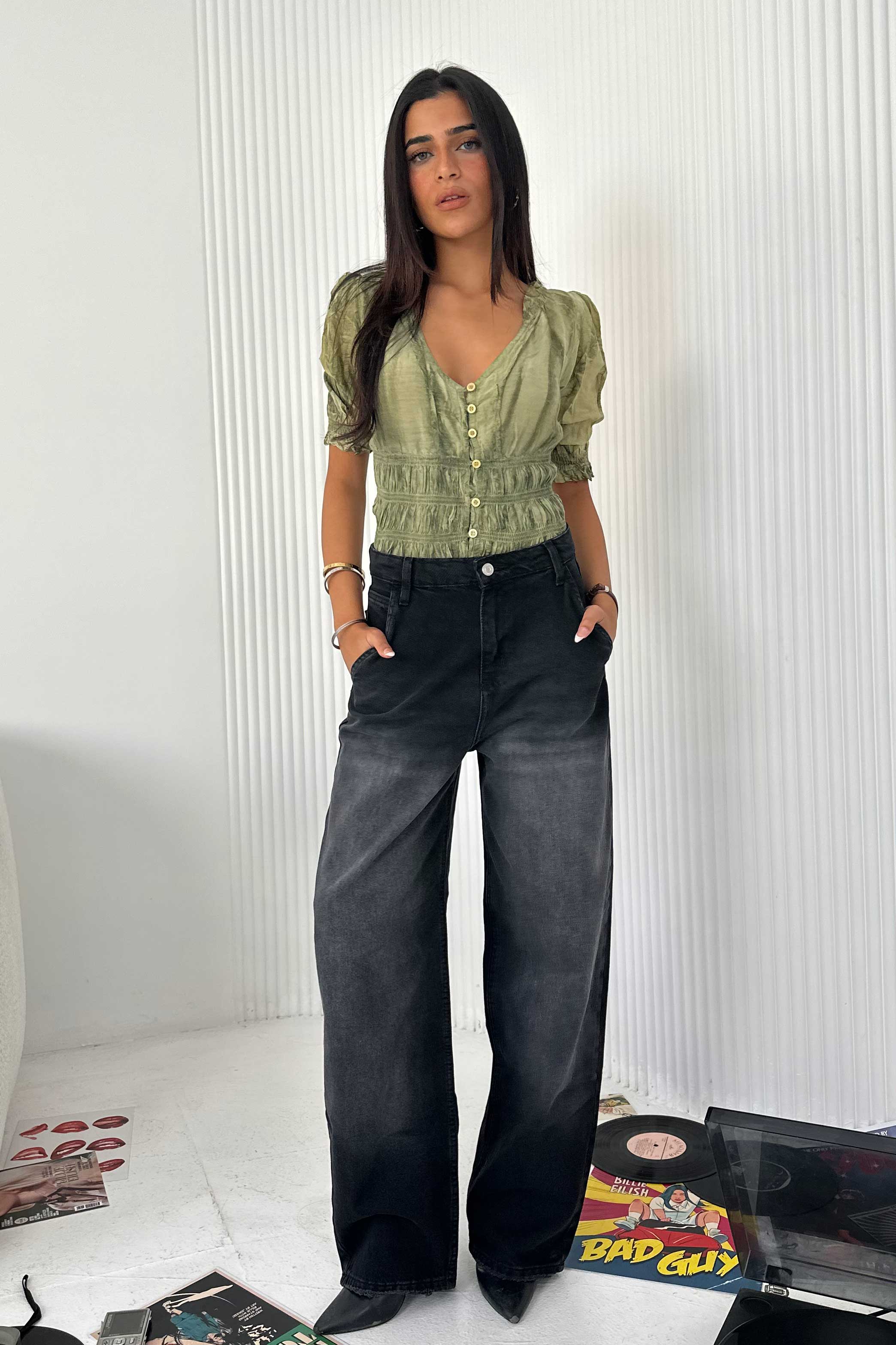 Skater - High-Waist Faded Charcoal Jeans