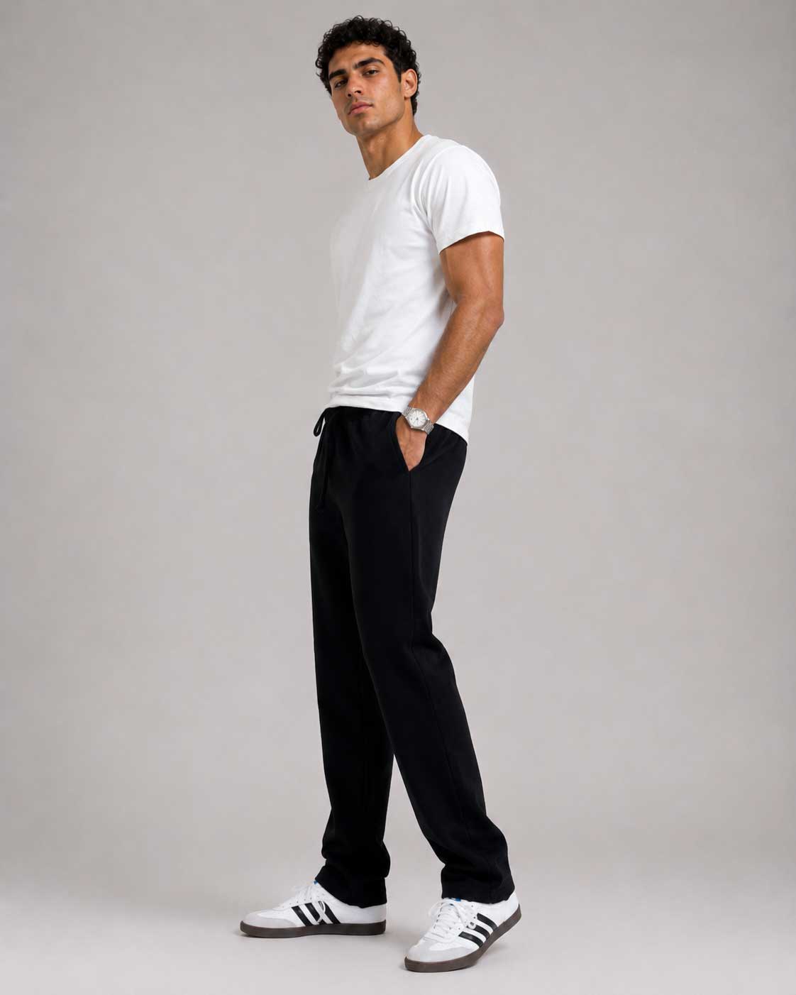 Straight-Leg Sweatpants – Black