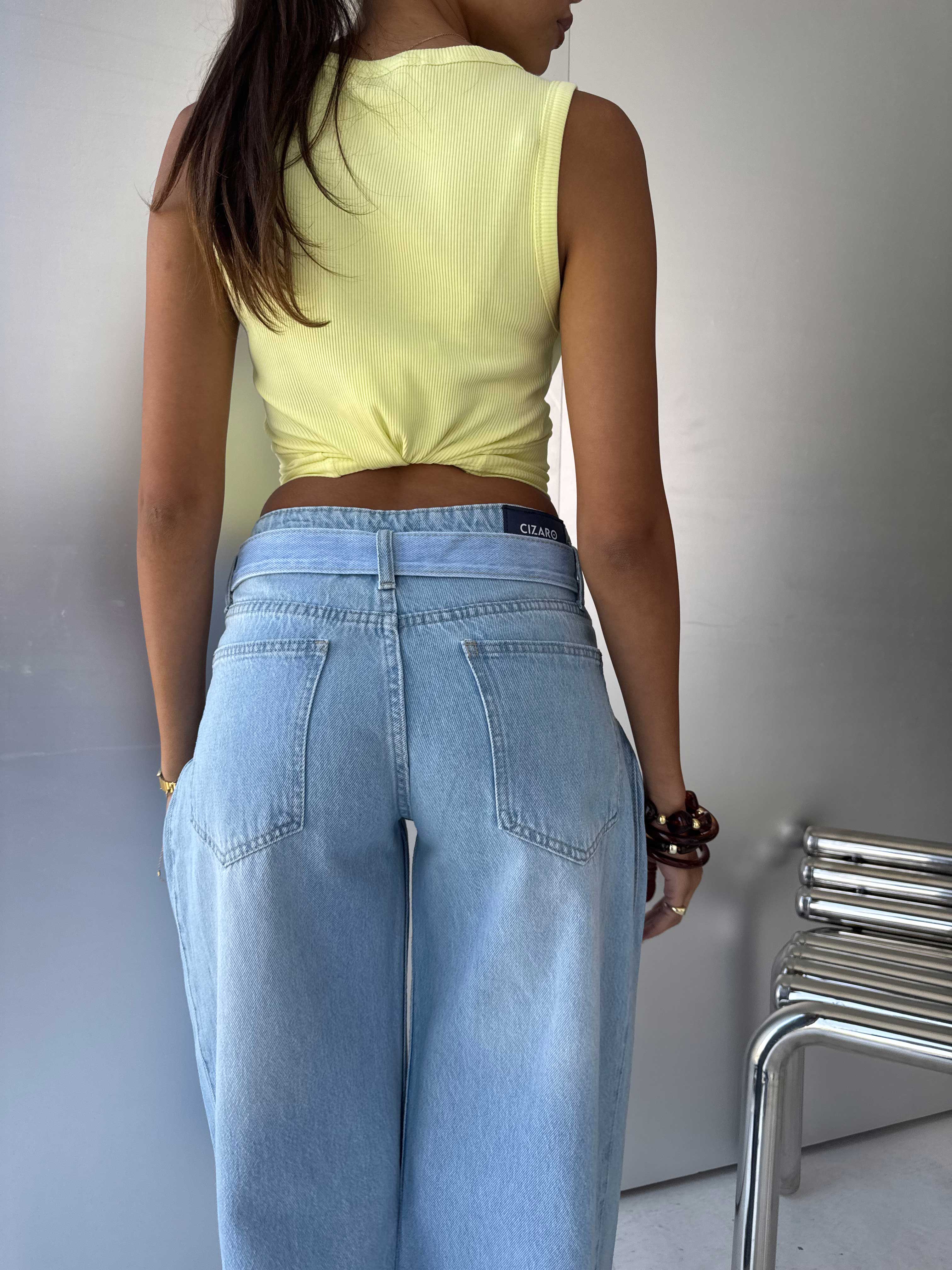 Super Baggy High-Waist Light Vintage Blue Jeans
