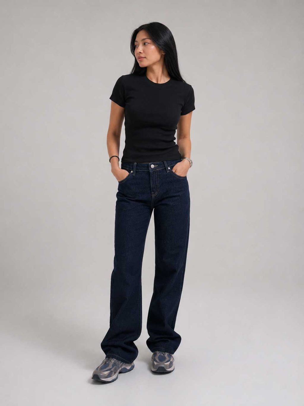 Short Sleeve Crew Neck Ribbed Top – Black