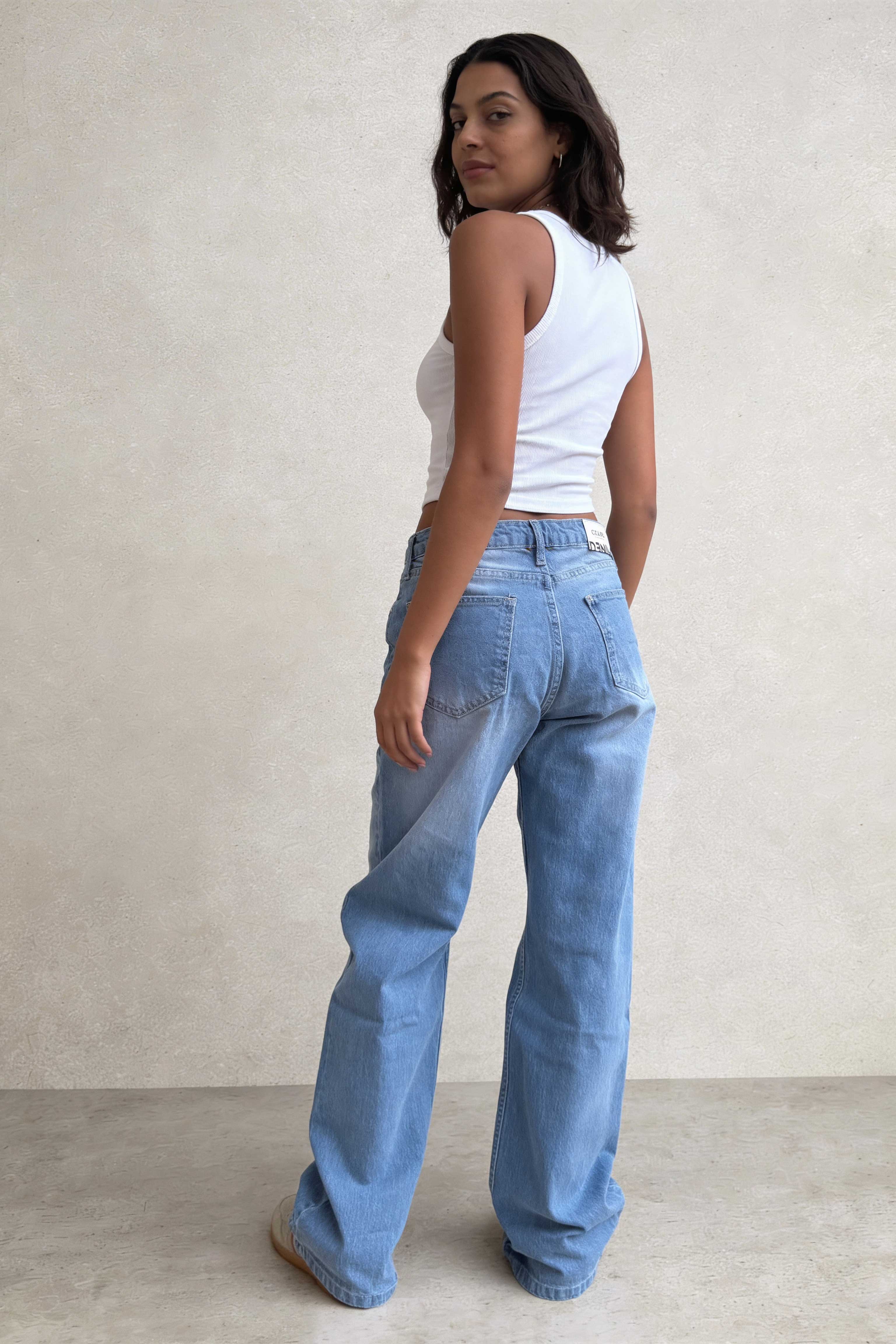 Ultra Comfort Straight - High Waist Bright Mid Blue Straight Jeans Straight - ULTRA COMFORT CIZARO - Cizaro Jeans