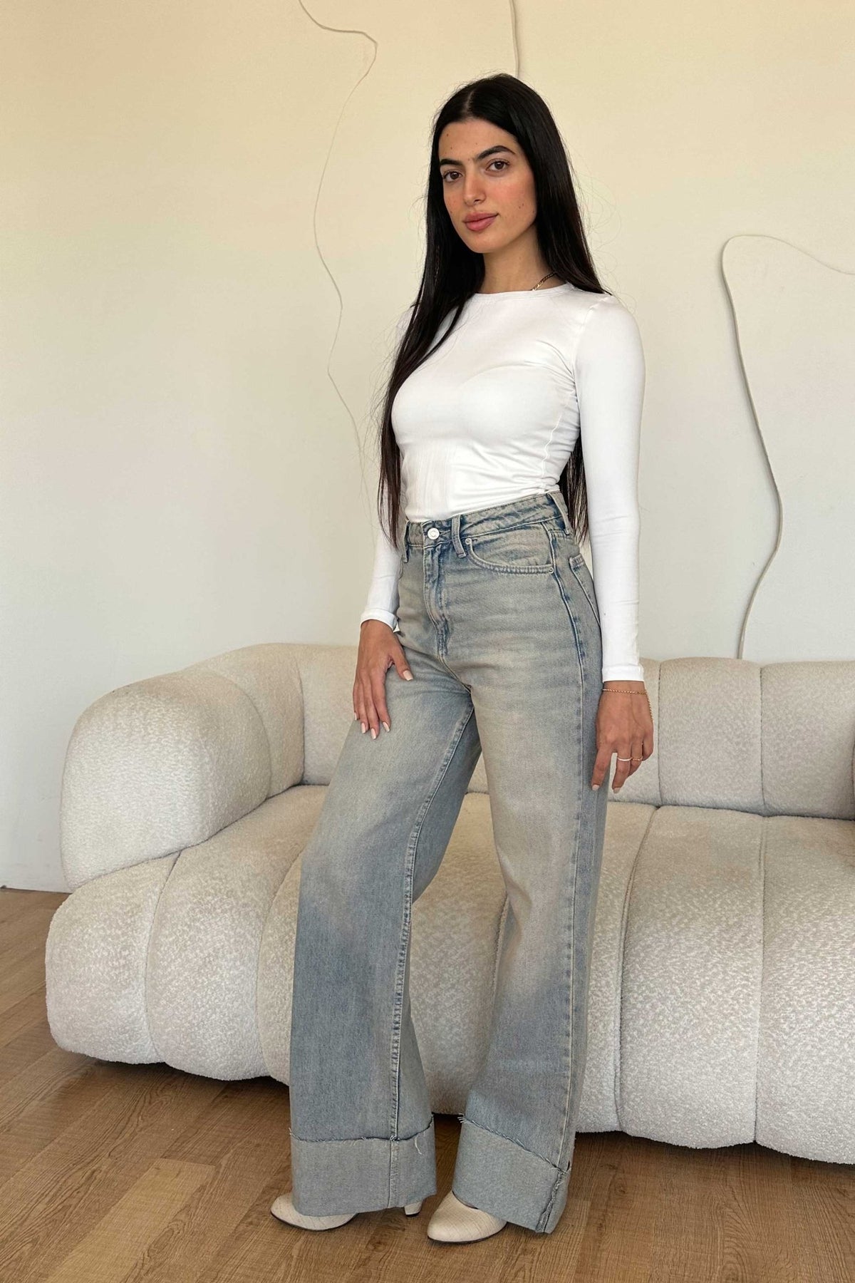 Wide Leg – Mid Rise Raw Hem Turn Up Light Vintage Blue Jeans Wide-Leg CIZARO - Cizaro Jeans