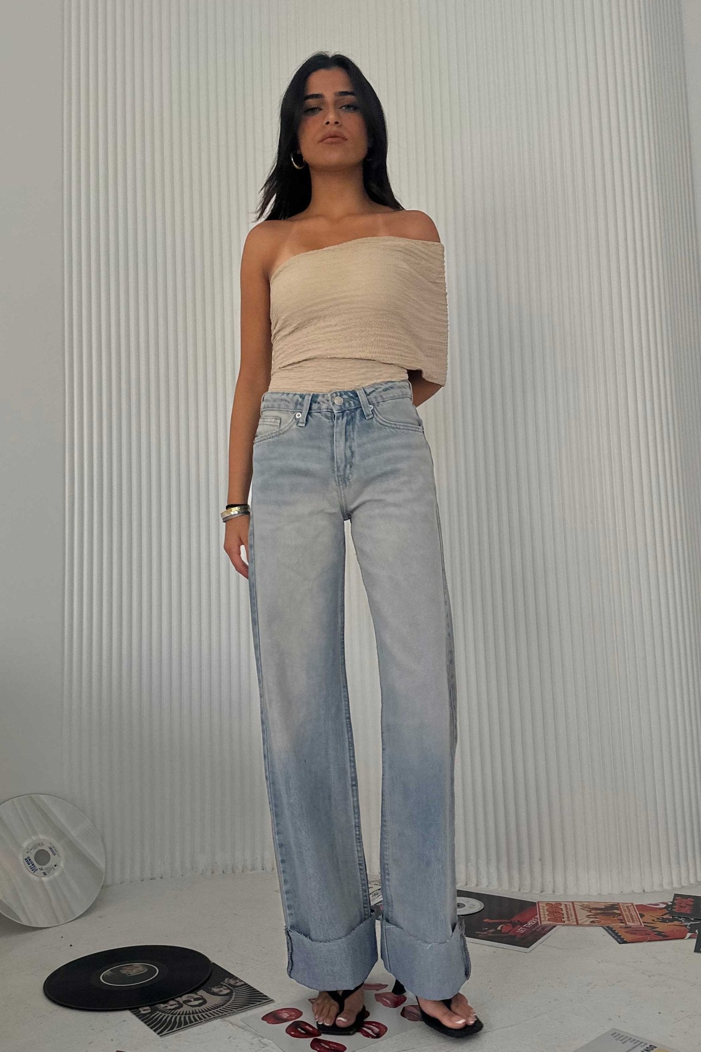 Wide-Leg Raw Hem Turn-Up - High-Waist Light Vintage Blue Jeans Wide-Leg CIZARO - Cizaro Jeans