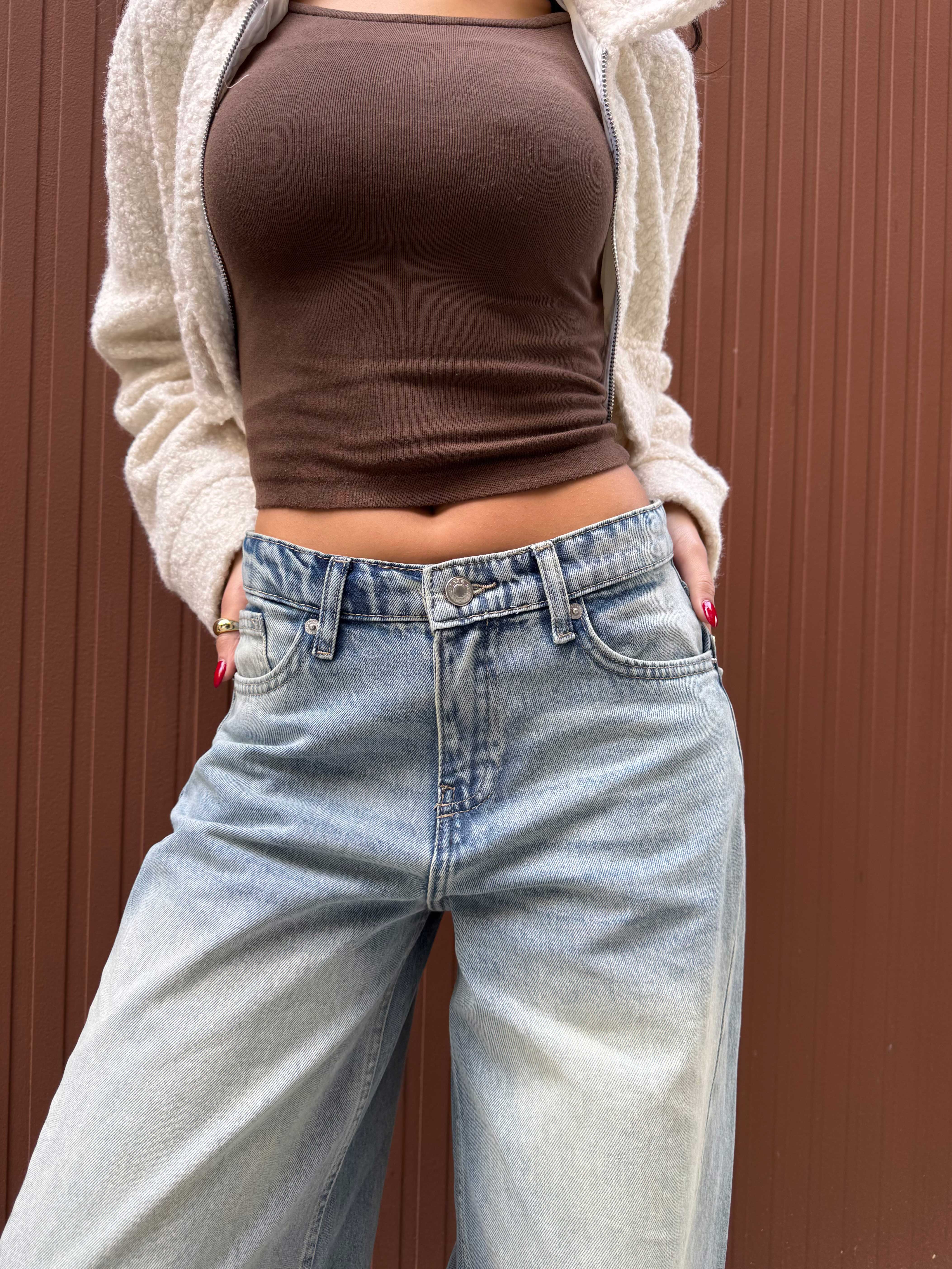 Extreme Wide Leg – Mid-Rise Light Vintage Blue Jeans Wide leg - Extreme wide leg CIZARO - Cizaro Jeans