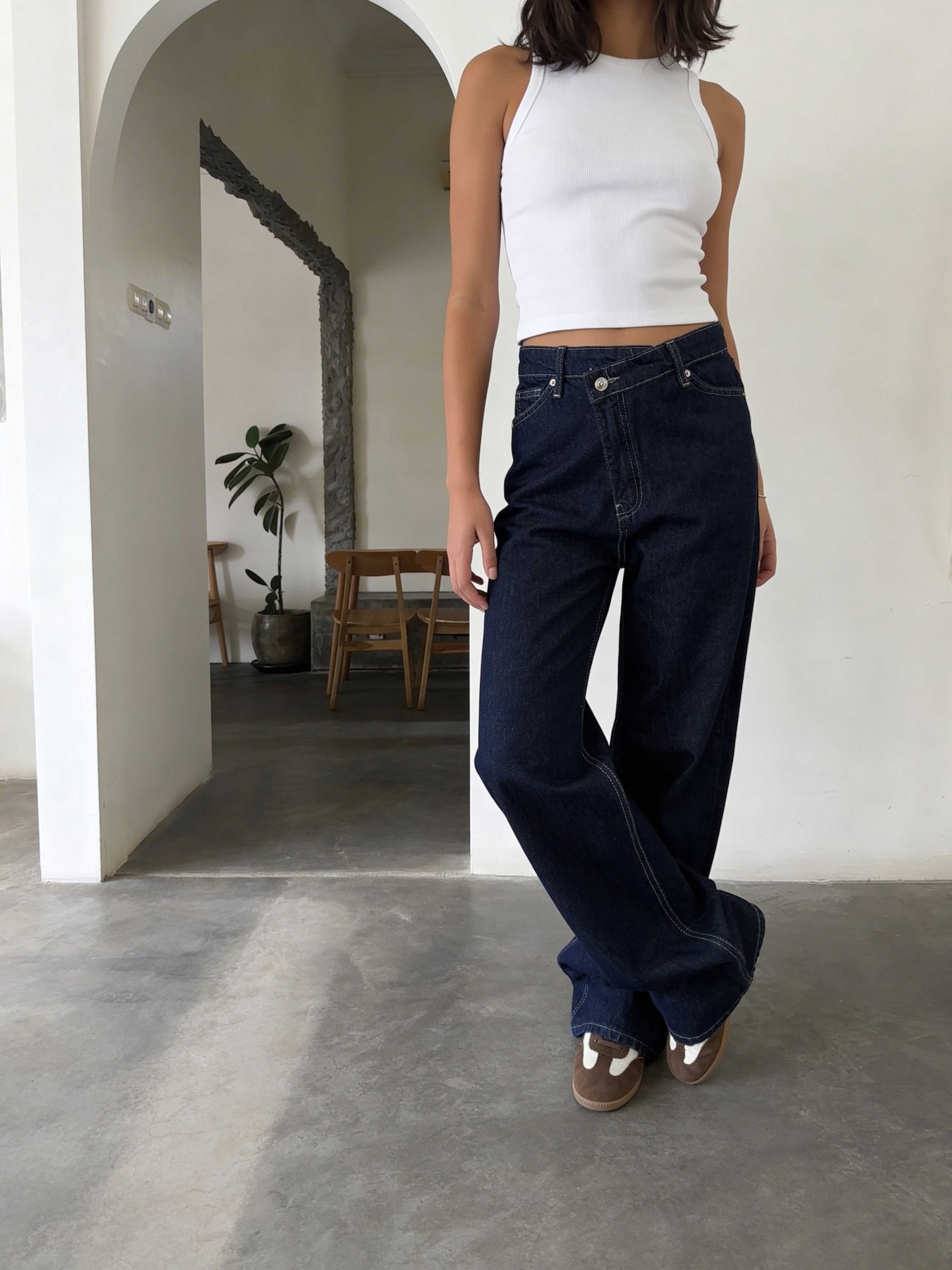 Crossover Wide-Leg – High-Waist Raw Denim Jeans Wide Leg CIZARO - Cizaro Jeans