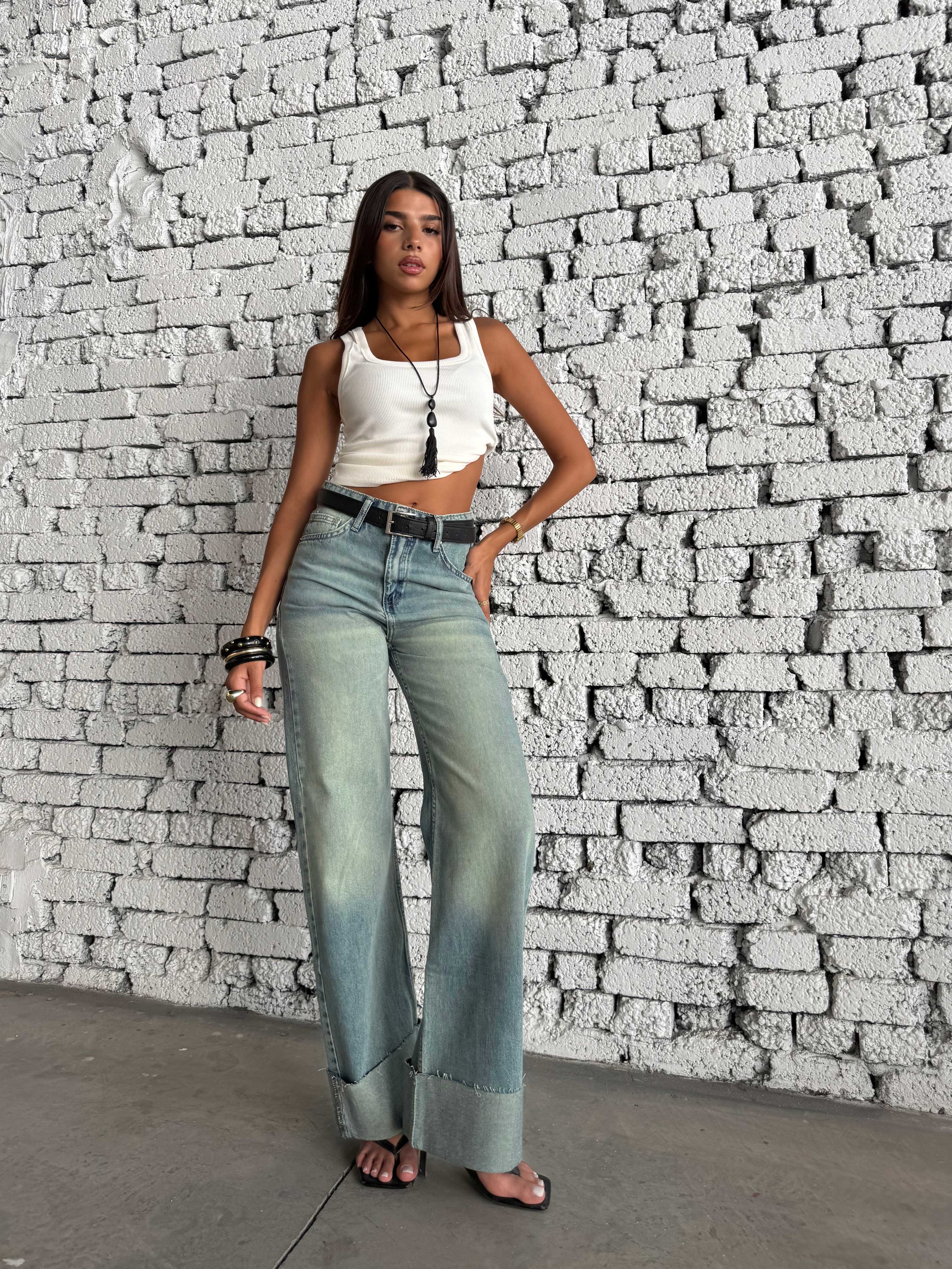 Wide Leg High Waist Raw Hem Turn-Up – Light Vintage Blue Jeans