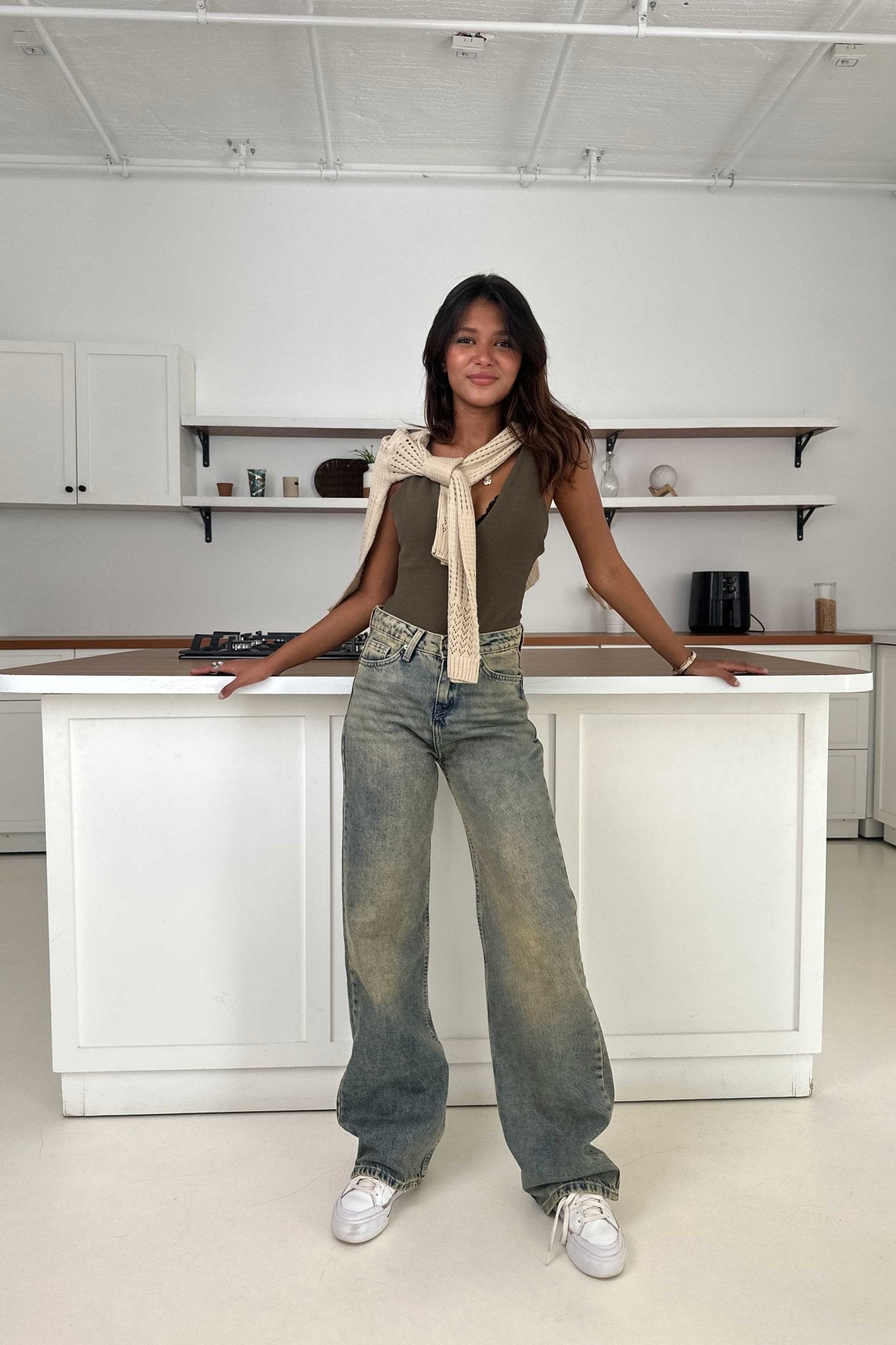 Wide Leg – Mid Rise Faded Vintage Blue Jeans wide leg CIZARO - Cizaro Jeans
