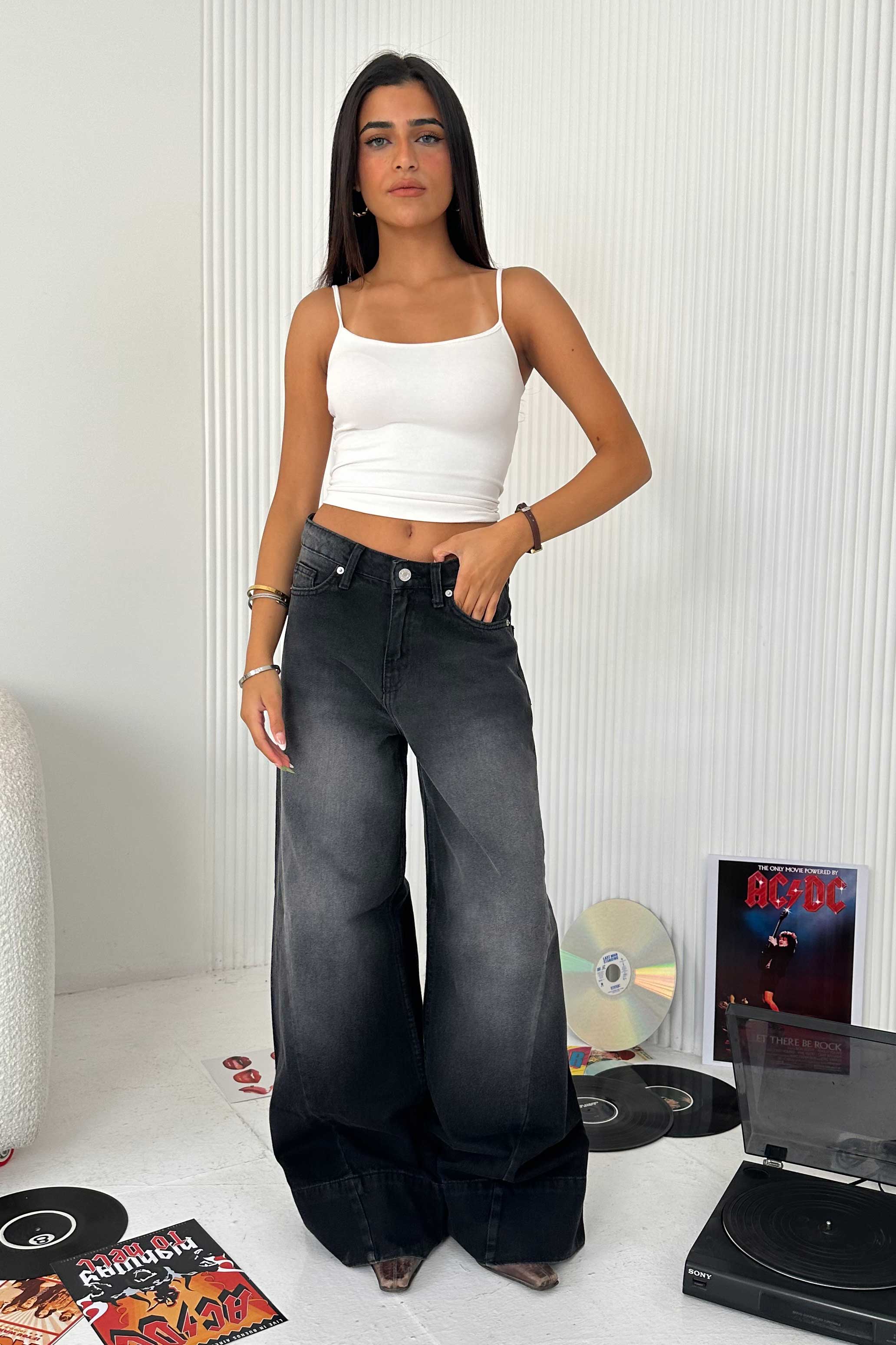 Extreme Wide-Leg - High-Waist Washed Charcoal Jeans