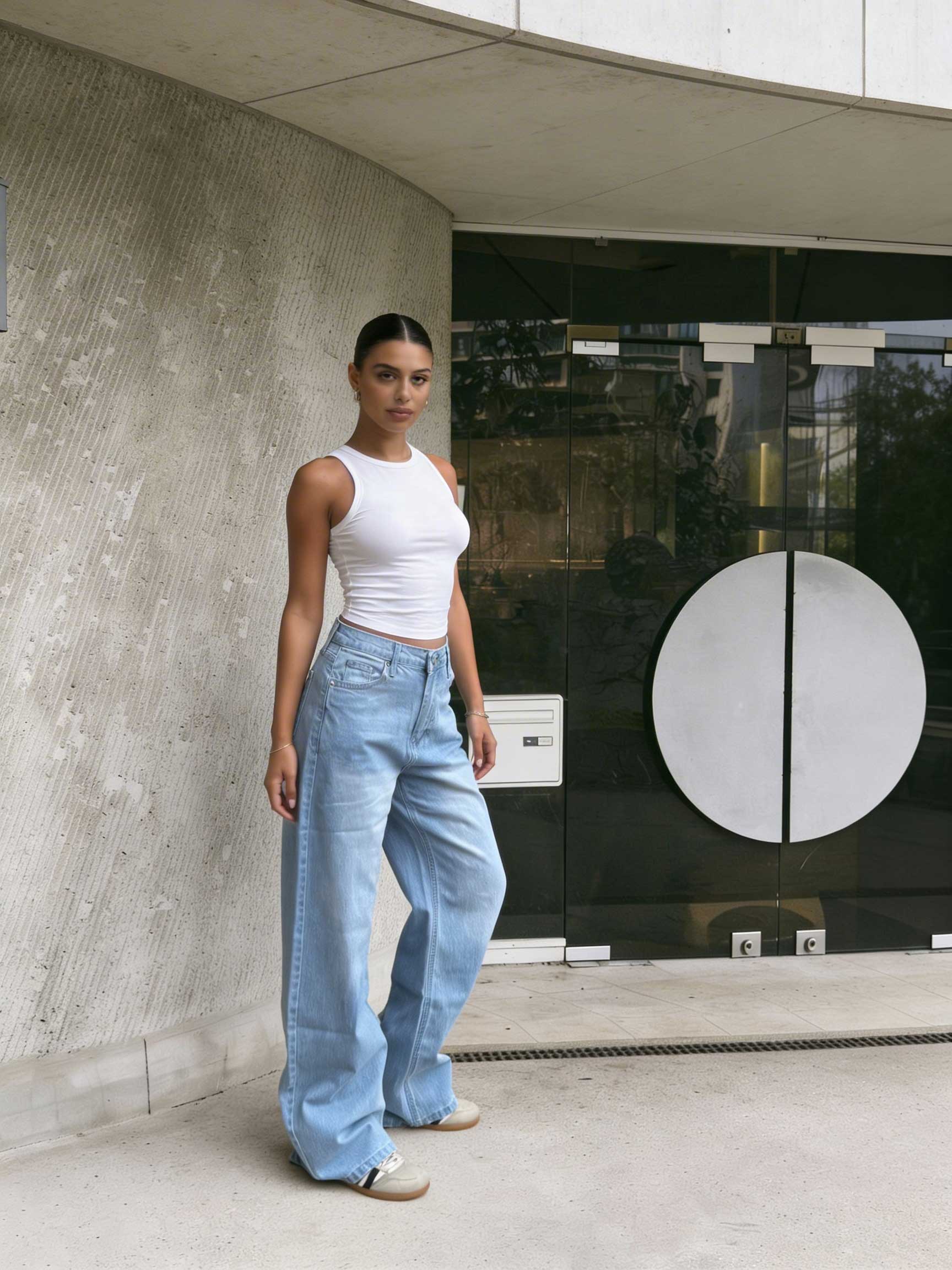 Ultra Comfort Wide-Leg – High-Waist Sky Wash Jeans