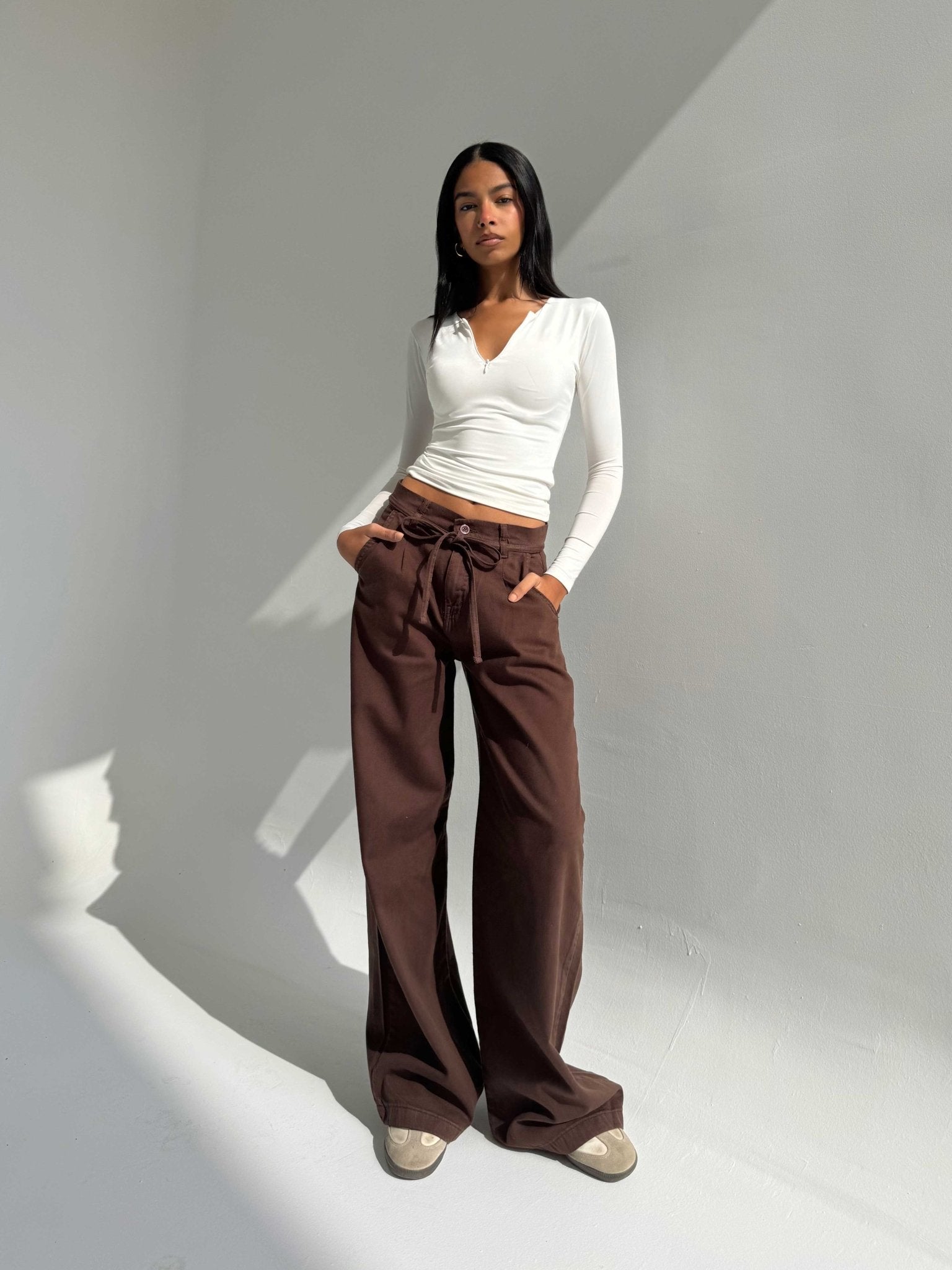 Wide Leg | Mid Rise Tie-Belt Pants – Dark Chocolate wide leg CIZARO - Cizaro Jeans