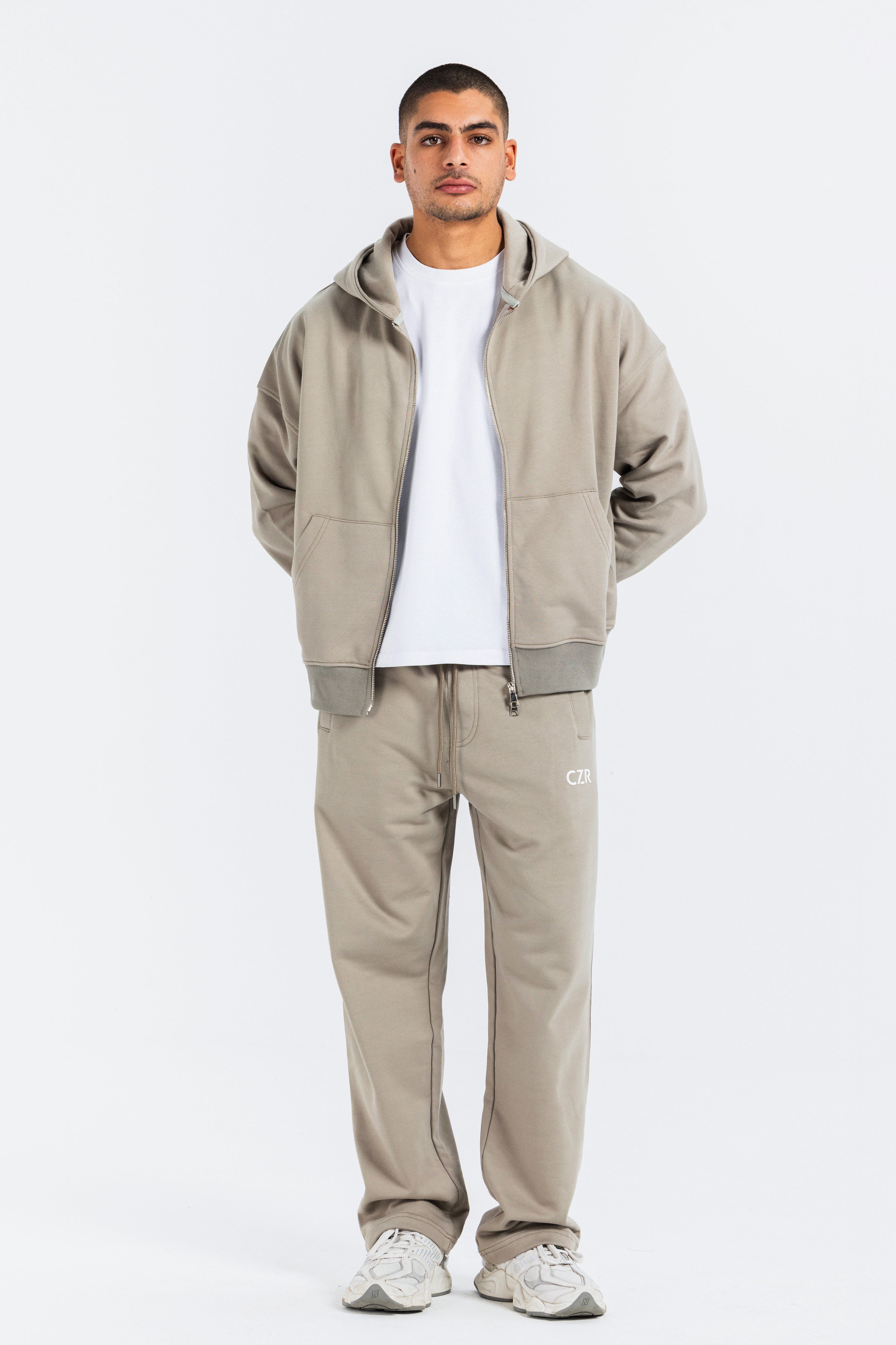 Zip-Up Hoodie – Olive hoodie CIZARO - Cizaro Jeans