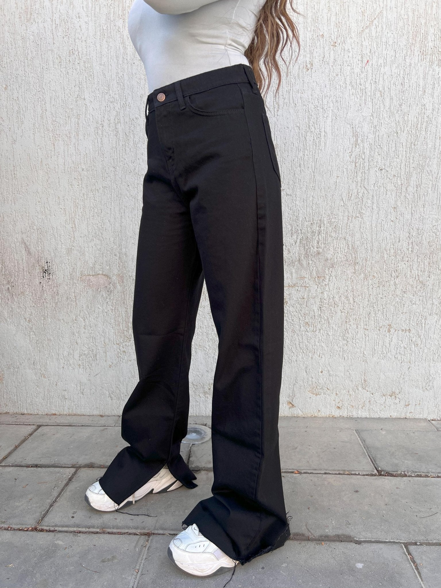 Wide Leg - High-Waist Black Side Split Straight. Straight Jeans Cizaro    - Cizaro Jeans