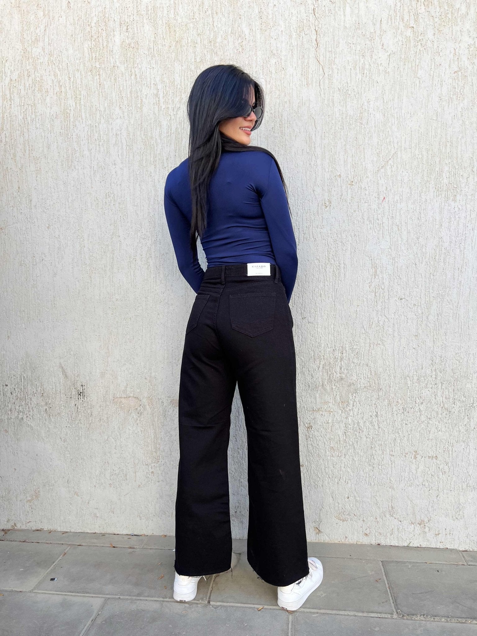 Wide Leg - Black Ankle Raw Hem. Mom-Fit CIZARO - Cizaro Jeans