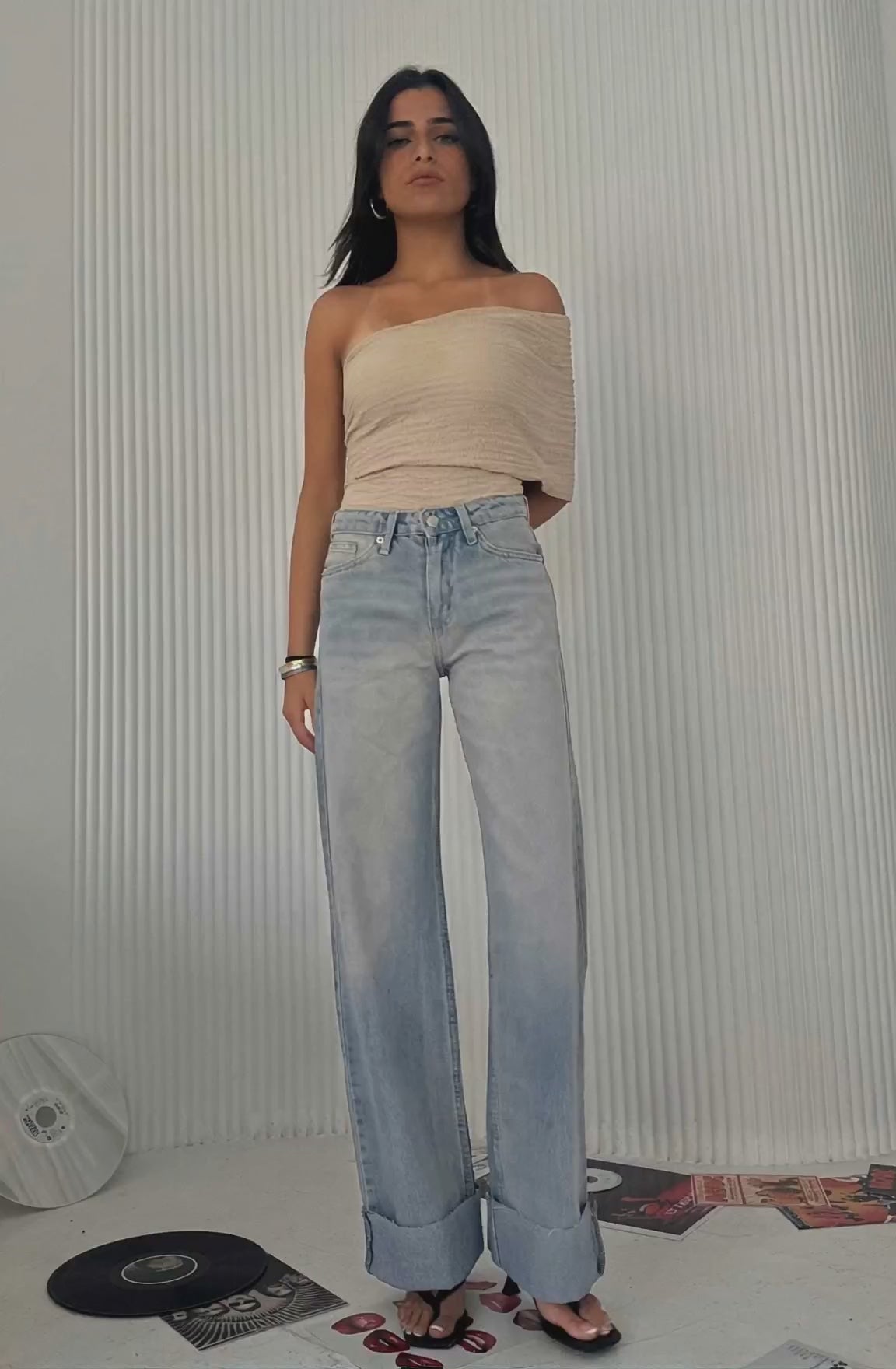 Wide-Leg Raw Hem Turn-Up - High-Waist Light Vintage Blue Jeans Wide-Leg CIZARO - Cizaro Jeans