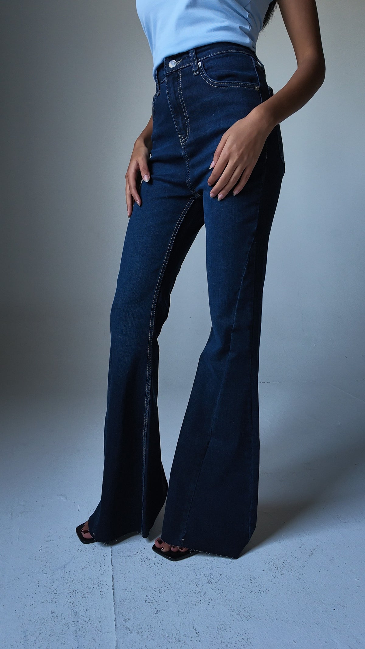 Super Flare High-Waist Dark Vintage Blue Jeans Super Flare CIZARO - Cizaro Jeans
